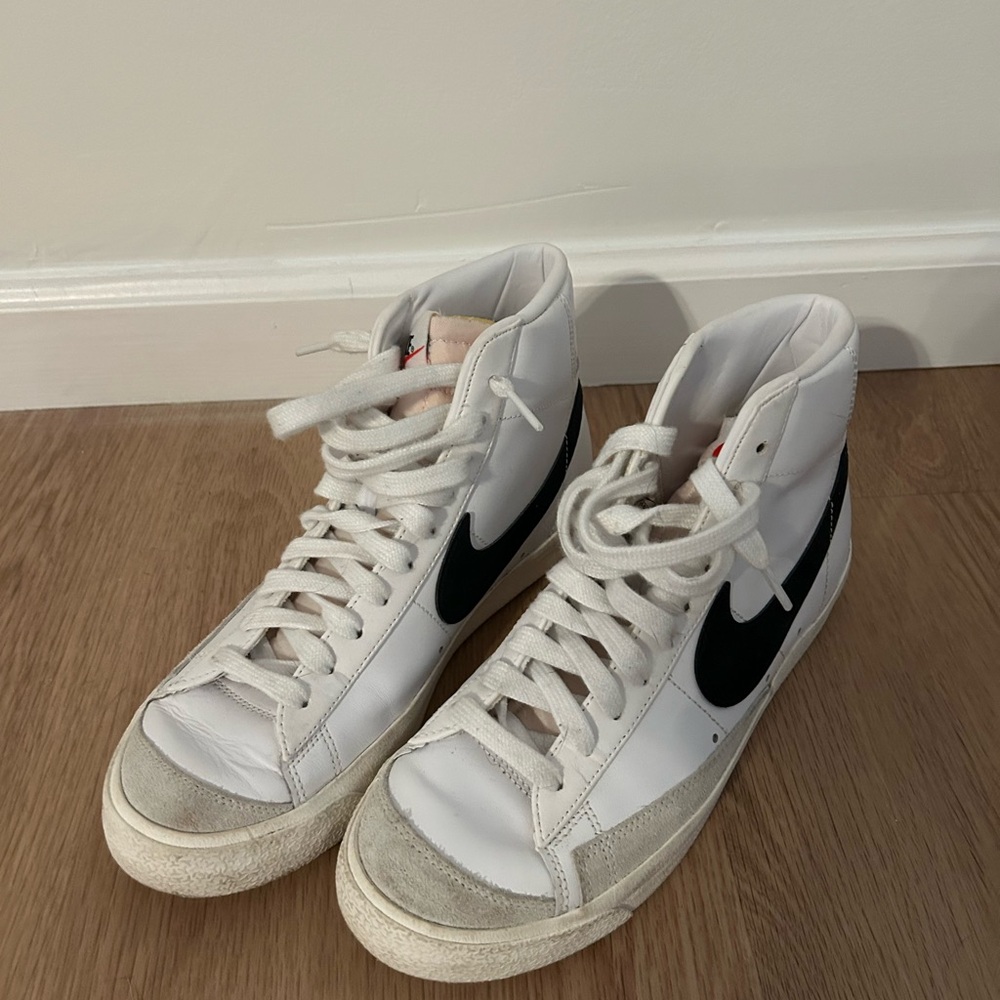 Nike Men's Blazer Mid '77